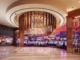 Tampilan kategori sports dan live casino di platform ryu4d pada perangkat mobile